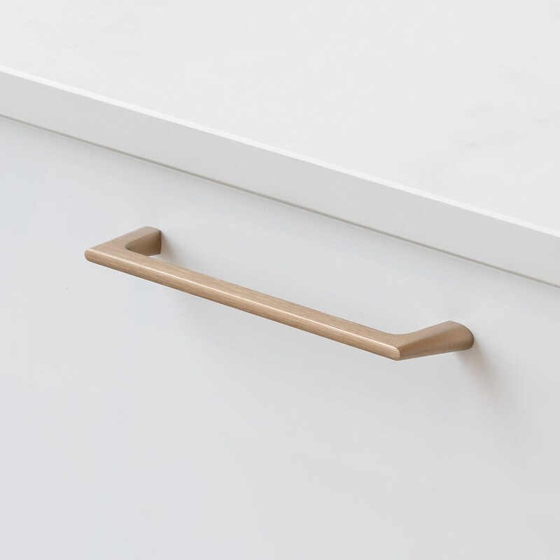 Håndtak Liv - 160mm - Børstet Lys Gull