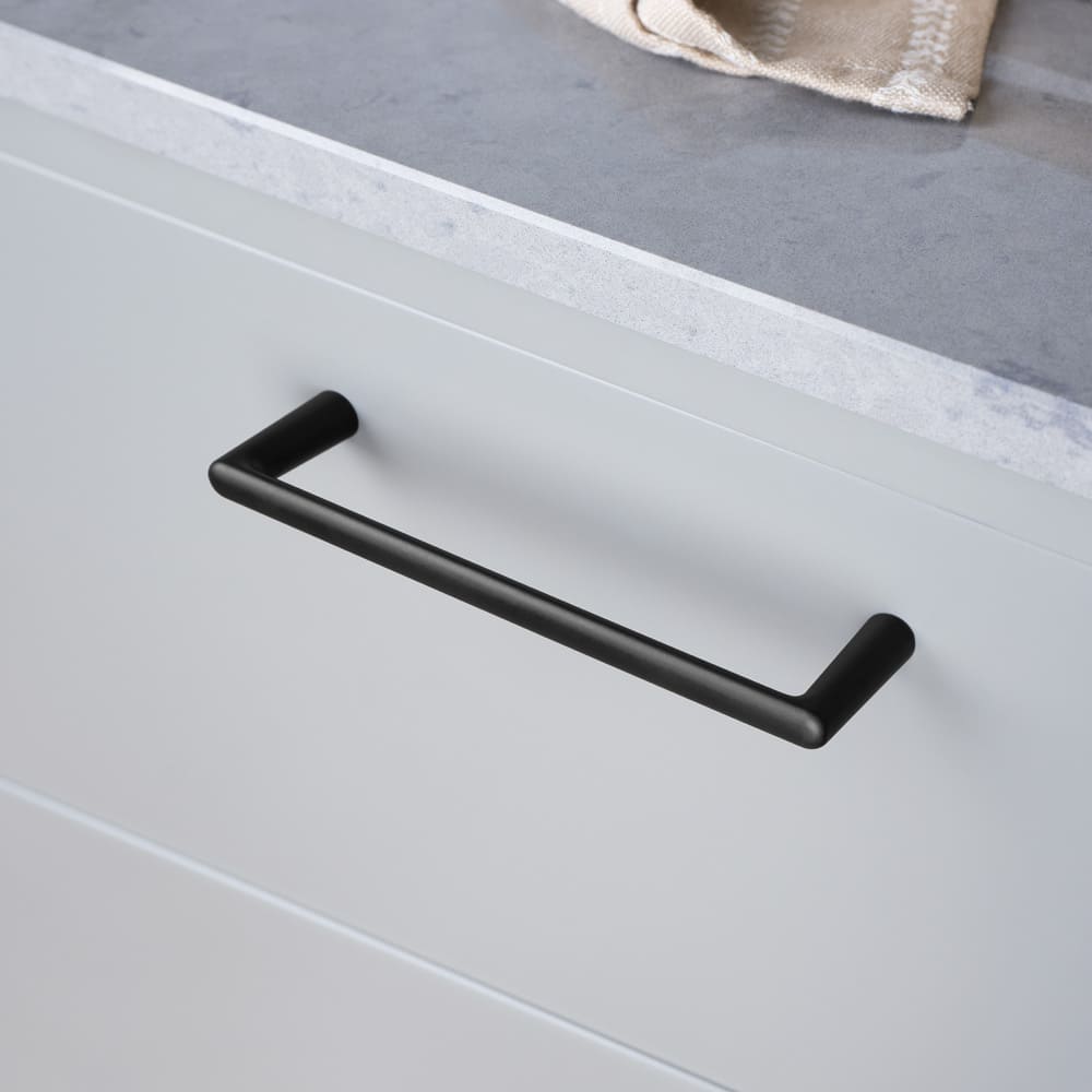 Håndtak Bob - 160mm - Matt Sort
