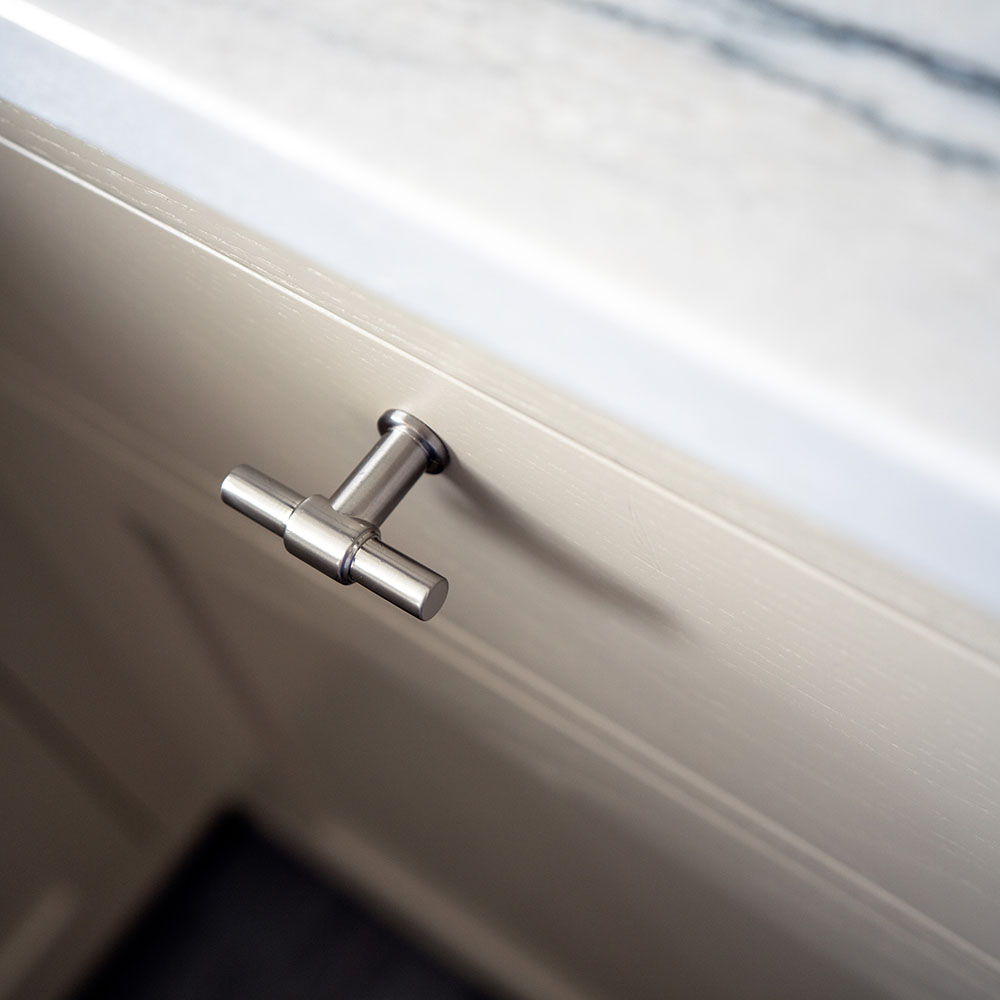 Knott T-type - Rustfritt Stål Finish