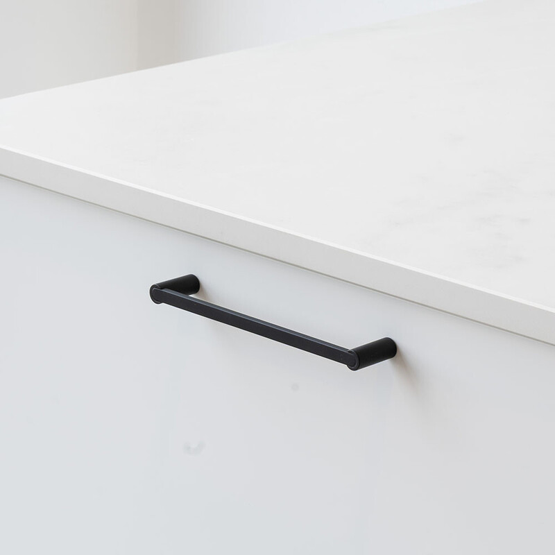 Håndtak Flow - Matt Sort