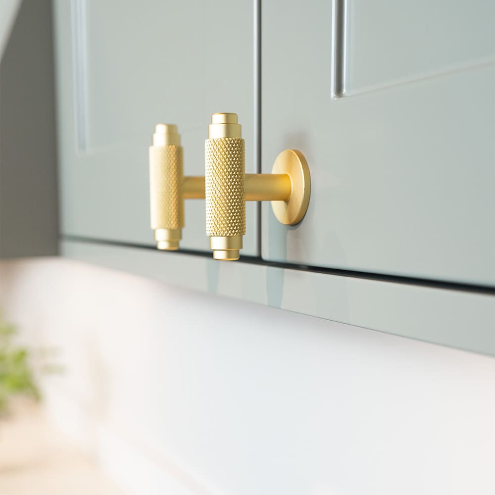 Knott T Riff - Matt Messing