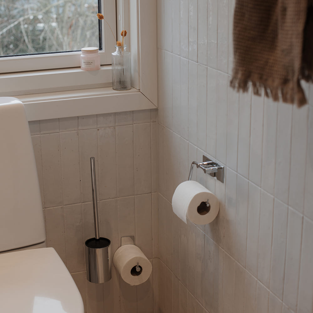 Baderomsett Base 220 - Krom