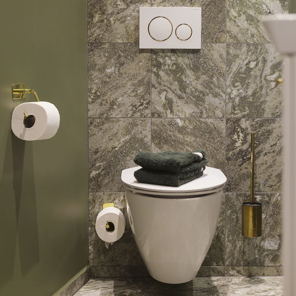 Baderomsett Base 220 - Polert Messing